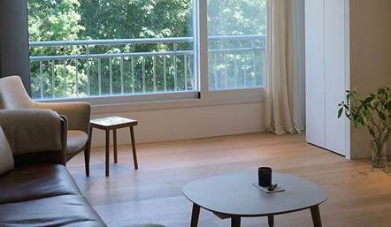 도심속 다이닝과 섬세한 타일 디테일