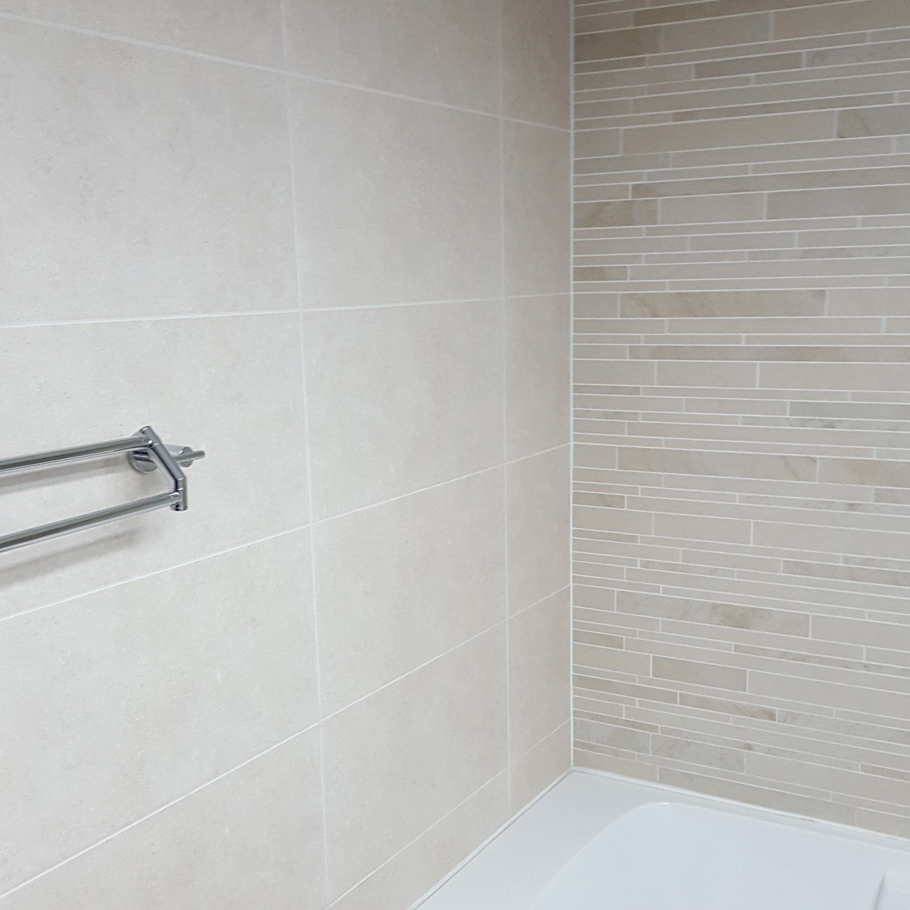 약수동 아파트 화장실 타일 공사 납품 사례